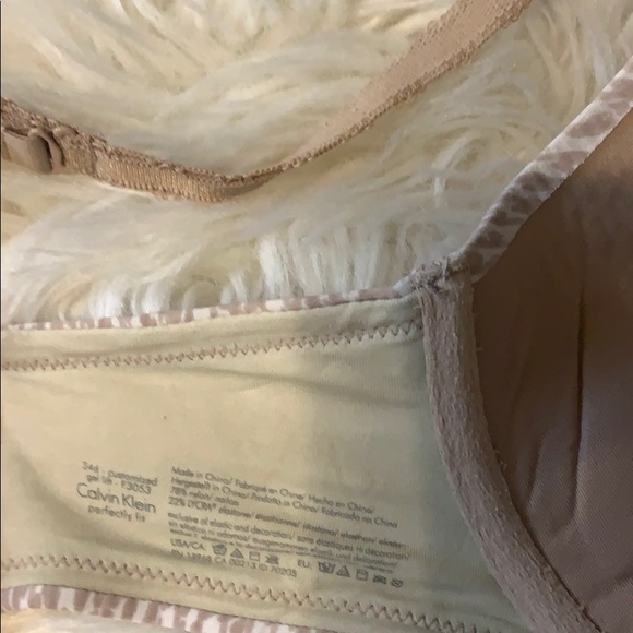 Calvin Klein padded bra 🌟 - Picture 3 of 4
